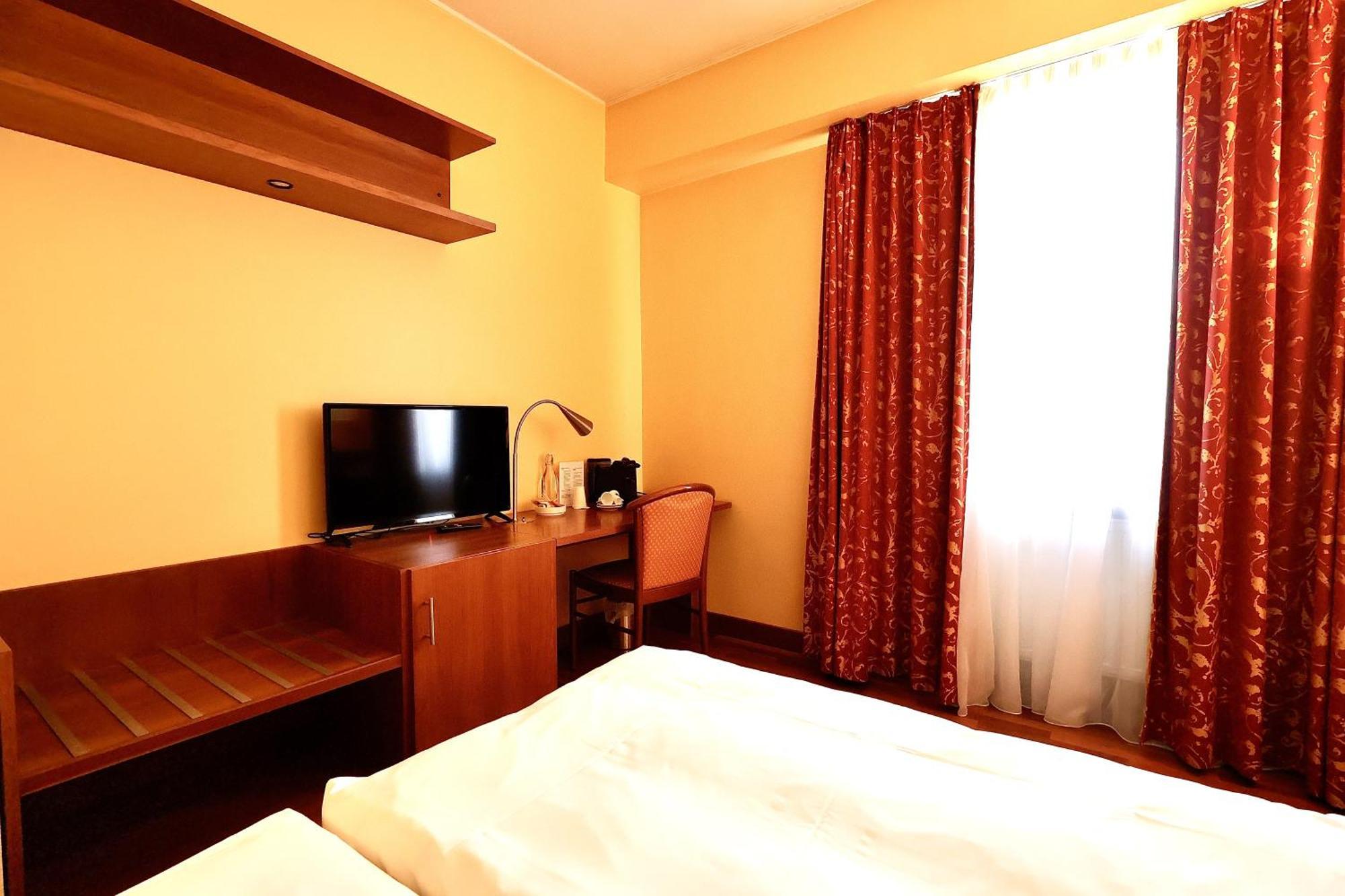Hotel De La Poste エシュ＝シュル＝アルゼット エクステリア 写真