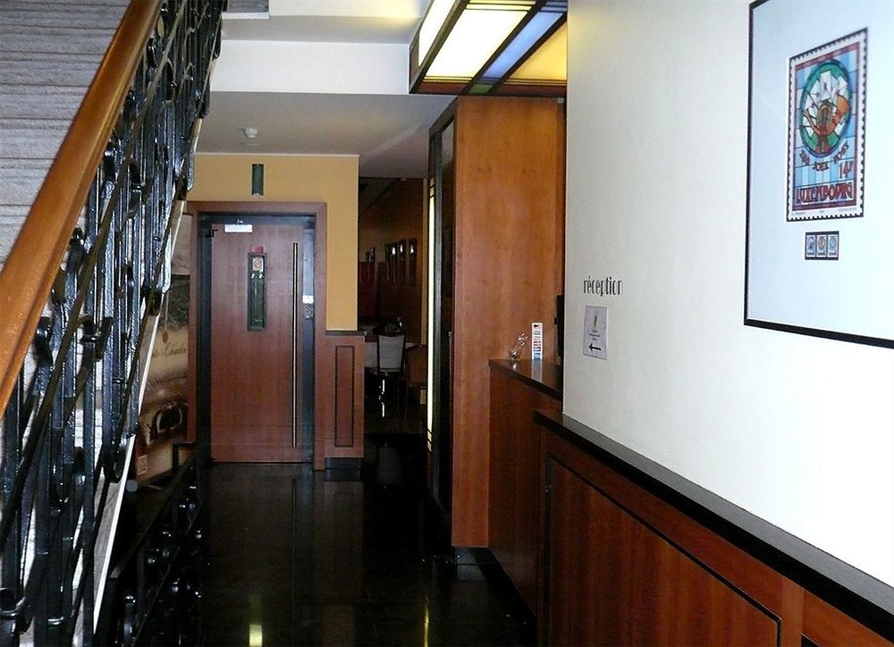 Hotel De La Poste エシュ＝シュル＝アルゼット エクステリア 写真